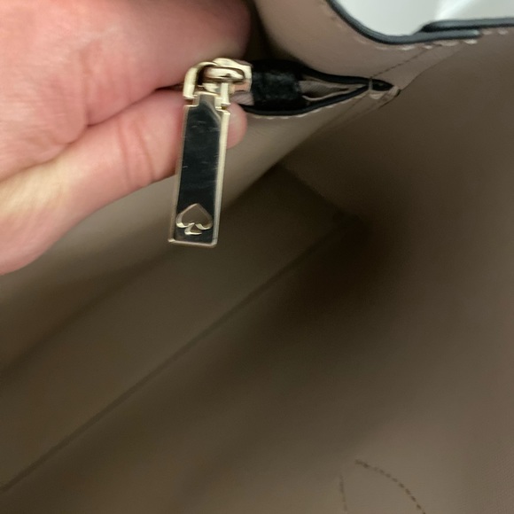 ❌SOLD❌ Kate Spade Leather Bag Large - Picture 6 of 9